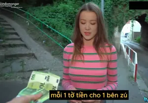 回家路上付費(fèi)觀看女大學(xué)生的乳房 vietsub